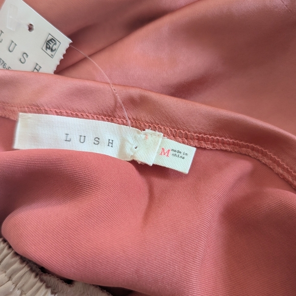 NWT Lush Elegant Coral Cream Slip Mini Dress M - Picture 6 of 7